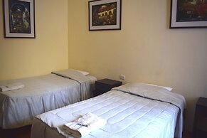 Mango Hostel Bed & Breakfast