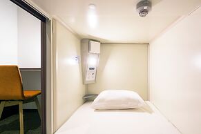 Capsule Hotel CUBE