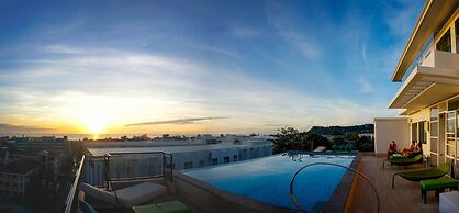 Lime Hotel Boracay