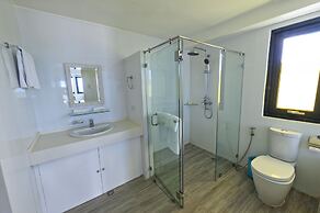 Lime Hotel Boracay