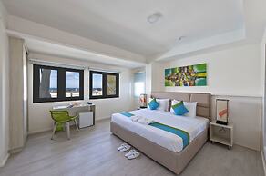 Lime Hotel Boracay