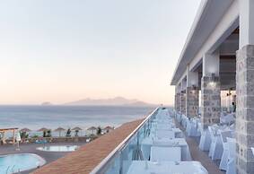 Grand Blue Beach Hotel
