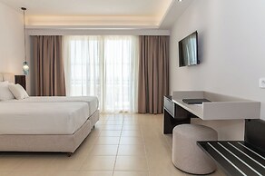 Grand Blue Beach Hotel