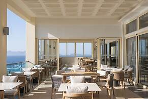 Grand Blue Beach Hotel