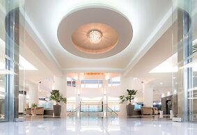 Grand Blue Beach Hotel