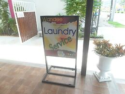 Wandee Bed and Breakfast - Hostel