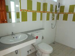 Wandee Bed and Breakfast - Hostel