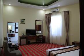 Sky Man Hotel