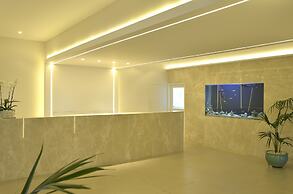 Sunrise Gardens Aparthotel