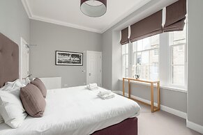 Destiny Scotland - Princes St Residence