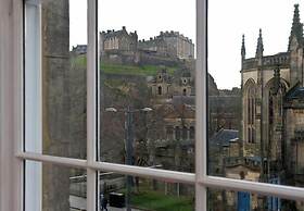 Destiny Scotland - Princes St Residence