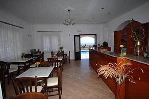 Villa Koronios
