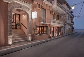 Yria Hotel