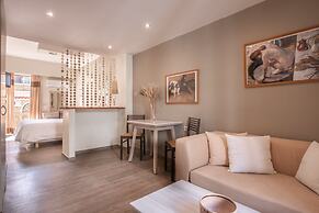 Yria Hotel
