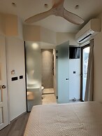 Yria Hotel