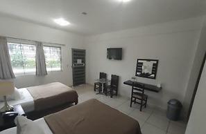 Hotel & Suites Mo Sak
