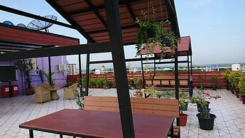 Royal Khattar Hotel