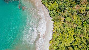 Tulemar Resort