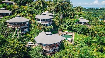 Tulemar Resort