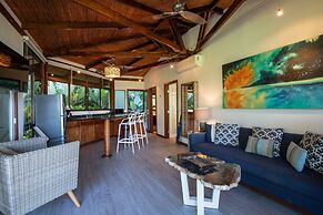 Tulemar Resort