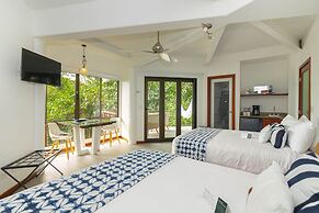 Tulemar Resort