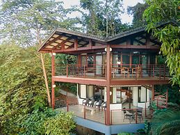 Tulemar Resort