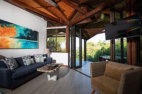 Tulemar Resort