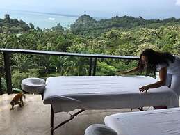 Tulemar Resort