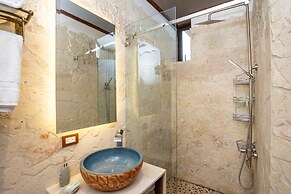 Tulemar Resort