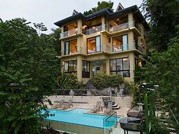 Tulemar Resort