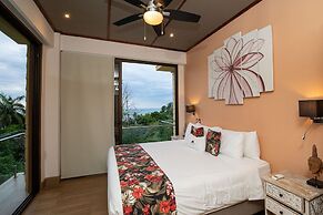 Tulemar Resort