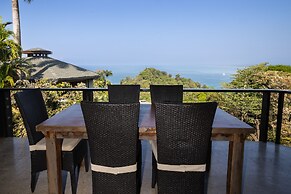 Tulemar Resort