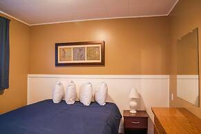 Lakeview Motel