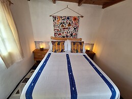 Yellow House - Hostel