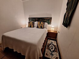 Yellow House - Hostel