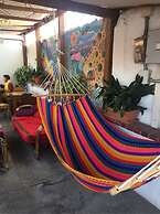 Yellow House - Hostel