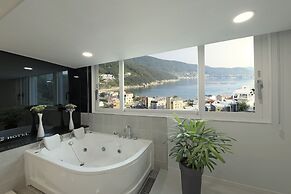 Doya Family Hotel
