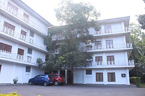 Paradise Inn