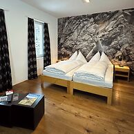 Hotel Rätia