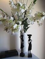 Nomi Suites