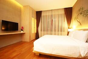 Chu Hotel