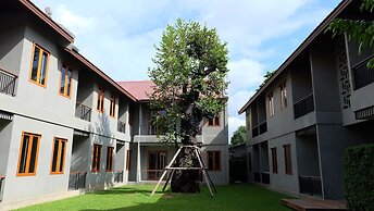 Chu Hotel