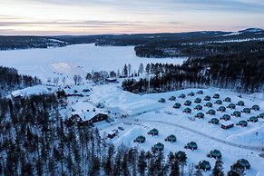 Arctic SnowHotel & Glass Igloos