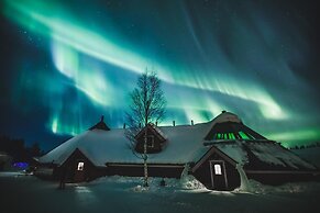 Arctic SnowHotel & Glass Igloos
