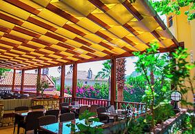 Dores Residence