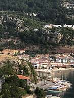 Dores Residence