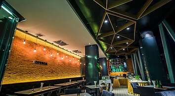 Crystal Hotel Hat Yai
