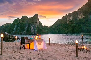 Cauayan Boutique Private Island