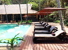 Cauayan Boutique Private Island