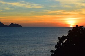Cauayan Boutique Private Island